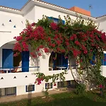 Sunrise Village شقة فندقية