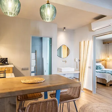 日出村公寓酒店 3*