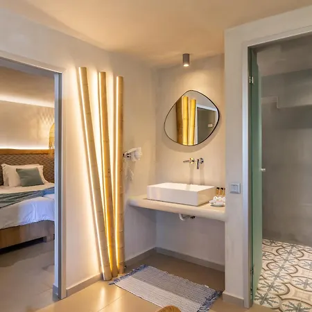 Sunrise Village 3*