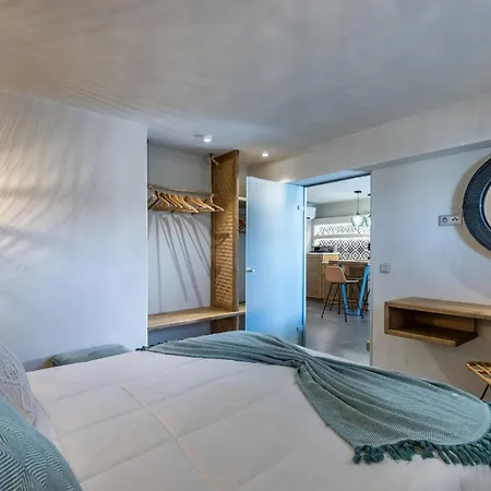 Апарт-отель Sunrise Village 3*