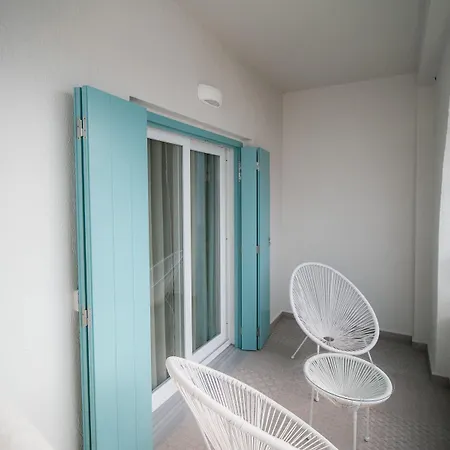 日出村公寓酒店 3*