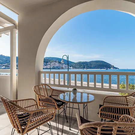 Sunrise Village Aparthotel