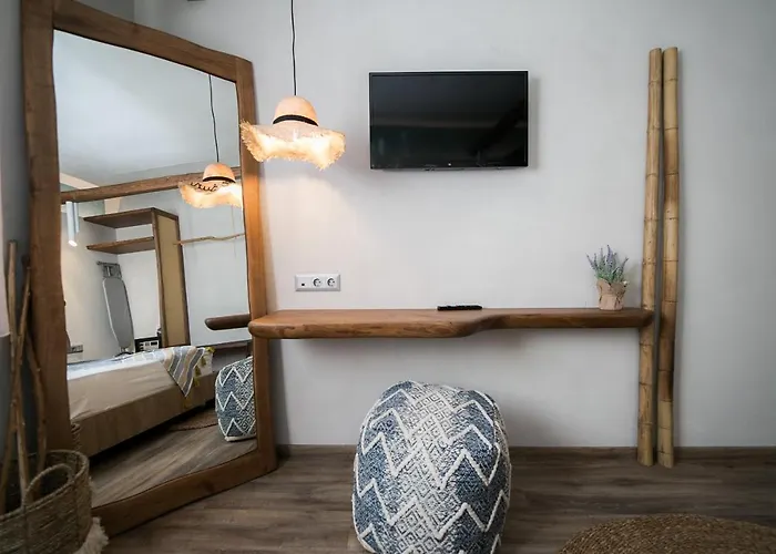 Sunrise Village Aparthotel 3*