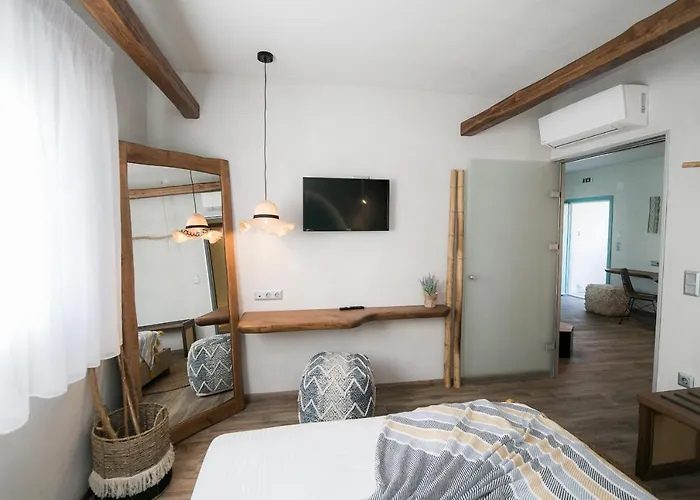 Sunrise Village 3* Skopelos Town