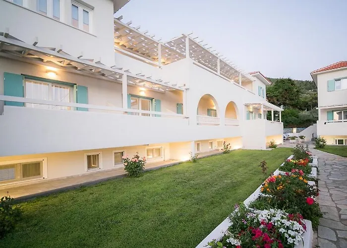 Aparthotel Sunrise Village 3*