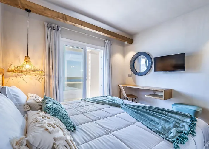 Aparthotel Sunrise Village 3*