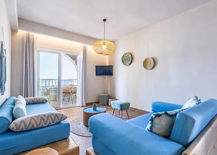 Sunrise Village Aparthotel 3*