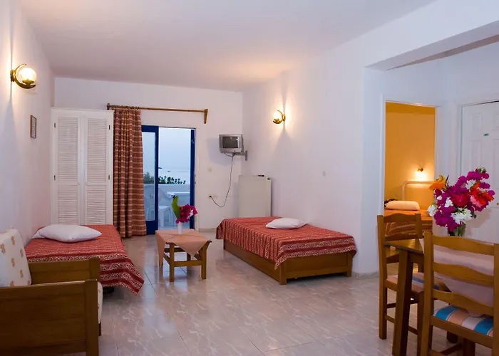 Sunrise Village Aparthotel 3*