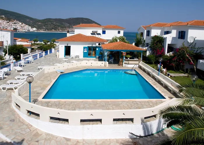 Aparthotel Sunrise Village 3*
