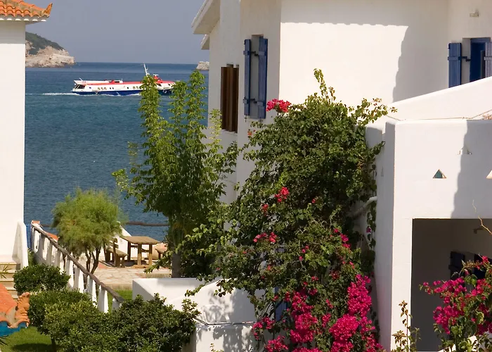 Sunrise Village 3* Skopelos Town